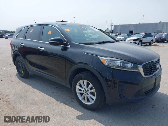 2019 Kia Sorento L z VIN 5XYPG4A39KG534430, wystawiony jako IAAI lot #42255655 z przebiegiem 167 437 mil mil oraz . Historia ofert i sprzedaży dostępna na DreamBid. Obrazek 1.