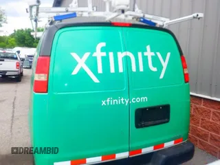 2015 Chevrolet Express Cargo z VIN 1GCWGFCF4F1154111, wystawiony jako IAAI lot #42521109 z przebiegiem 140 562 mil mil oraz . Historia ofert i sprzedaży dostępna na DreamBid. Obrazek 17.