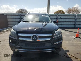 2015 Mercedes-Benz GL-Class GL 450 with VIN 4JGDF6EE9FA542736, listed as a Copart auction lot 52363855 with 115,482 mi miles and Clean Title. Bid and sale history available at carsss.com. Image 5.