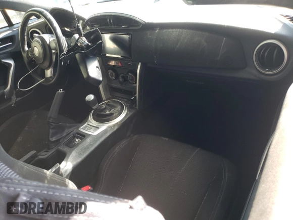 2020 Toyota 86 с VIN JF1ZNAA12L8751795, выставлен на аукционе Copart как лот 44229985 с пробегом 54 427 миль миль и Списание • Salvage title. История ставок и продаж доступна на DreamBid. Изображение 8.