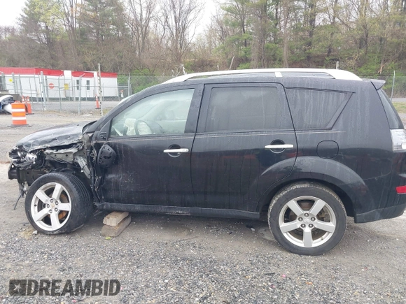 2007 Mitsubishi Outlander XLS z VIN JA4MT41X97Z018573, wystawiony jako IAAI lot #41937728 z przebiegiem 151 346 mil mil oraz . Historia ofert i sprzedaży dostępna na DreamBid. Obrazek 15.