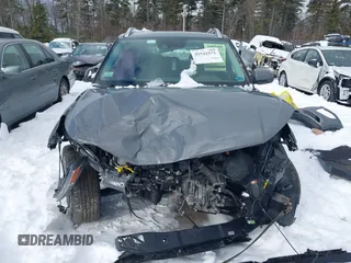 2021 Hyundai Venue Denim z VIN KMHRC8A31MU093143, wystawiony jako IAAI lot #41541572 z przebiegiem 24 804 mil mil oraz . Historia ofert i sprzedaży dostępna na DreamBid. Obrazek 13.