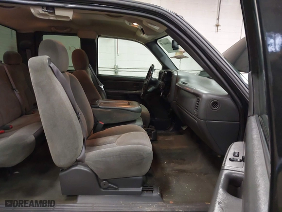 2007 Chevrolet Silverado 1500 LT2 with VIN 1GCEK19B97E120418, listed as a IAAI auction lot 41044613 with 120,062 mi miles. Bid and sale history available at carsss.com. Image 5.
