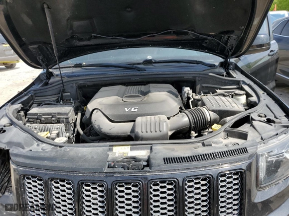 2015 Jeep Grand Cherokee Laredo with VIN 1C4RJFAG5FC724874, listed as a Copart auction lot 52462214 with 99,650 mi miles and Salvage Title. Bid and sale history available at carsss.com. Image 11.