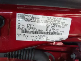2015 Ford Focus SE with VIN 1FADP3F25FL273973, listed as a IAAI auction lot 41801026 with 138,482 mi miles. Bid and sale history available at carsss.com. Image 9.