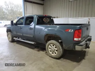 2011 GMC Sierra 2500HD SLE z VIN 1GT120C89BF191238, wystawiony jako Copart lot #87237264 z przebiegiem 192 484 mil mil oraz Szkoda całkowita • Salvage title. Historia ofert i sprzedaży dostępna na DreamBid. Obrazek 2.
