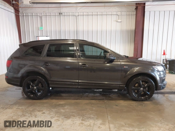 2015 Audi Q7 3.0T S line Prestige with VIN WA1DGAFE1FD014555, listed as a IAAI auction lot 41176881 with 149,546 mi miles. Bid and sale history available at carsss.com. Image 13.