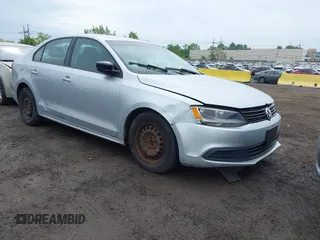 2013 Volkswagen Jetta S с VIN 3VW2K7AJ0DM206342, выставлен на аукционе IAAI как лот 42244090 с пробегом 124 066 миль миль и . История ставок и продаж доступна на DreamBid. Изображение 1.