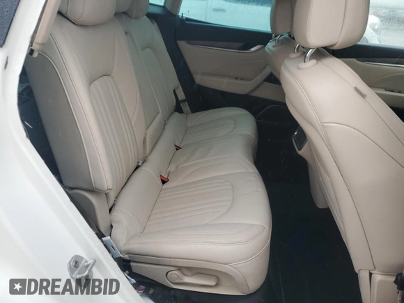 2019 Maserati Levante GranLusso z VIN ZN661XUL3KX325268, wystawiony jako Copart lot #83449104 z przebiegiem 16 944 mil mil oraz Czysty tytuł • Clean title. Historia ofert i sprzedaży dostępna na DreamBid. Obrazek 10.