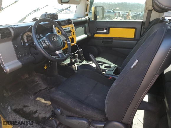 2007 Toyota FJ Cruiser with VIN JTEBU11F270097164, listed as a Copart auction lot 47588025 with 245,367 mi miles and Salvage Title. Bid and sale history available at carsss.com. Image 7.