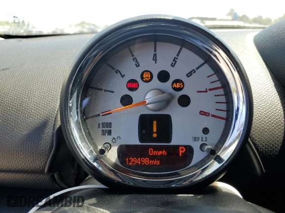 2013 MINI Countryman S ALL4 with VIN WMWZC5C52DWP30625, listed as a Copart auction lot 62772395 with 129,498 mi miles and Salvage title. Bid and sale history available at DreamBid. Image 9.