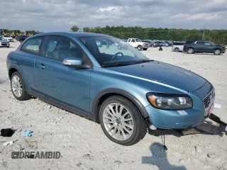 2009 Volvo C30 z VIN YV1MK672692139065, wystawiony jako Copart lot #72399224 z przebiegiem 113 452 mil mil oraz Szkody całkowita. Historia ofert i sprzedaży dostępna na DreamBid. Obrazek 4.