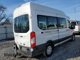 2017 Ford Transit Passenger XL with VIN 1FBAX2XG9HKA16734, listed as a Copart auction lot 44438005 with 34,029 mi miles and Salvage Title. Bid and sale history available at carsss.com. Image 3.