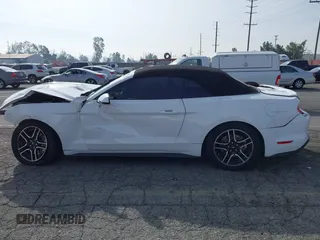 2020 Ford Mustang EcoBoost z VIN 1FATP8UH0L5134222, wystawiony jako IAAI lot #41477417 z przebiegiem 40 698 mil mil oraz . Historia ofert i sprzedaży dostępna na DreamBid. Obrazek 14.