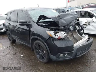2020 Honda Passport EX-L with VIN 5FNYF7H5XLB006128, listed as a IAAI auction lot 41760160 with 1 mi miles. Bid and sale history available at carsss.com. Image 1.