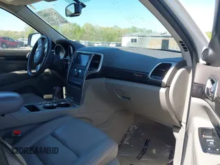 2011 Jeep Grand Cherokee Laredo with VIN 1J4RR4GG3BC736370, listed as a IAAI auction lot 42053862 with 169,269 mi miles and . Bid and sale history available at DreamBid. Image 5.