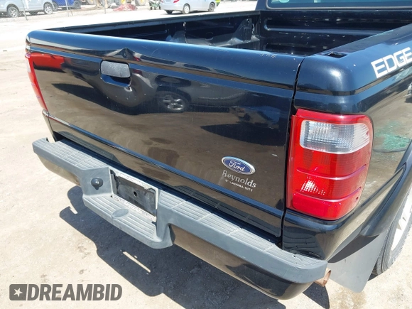 2005 Ford Ranger XL with VIN 1FTYR14U25PA85501, listed as a IAAI auction lot 42064428 with 114,906 mi miles. Bid and sale history available at carsss.com. Image 6.