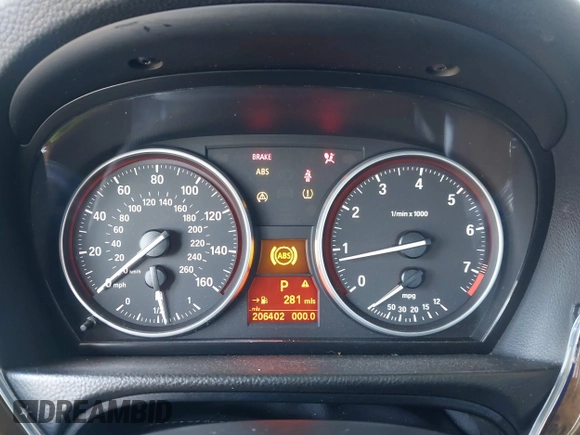 2008 BMW 3 Series 328i with VIN WBAVA37598NL45805, listed as a IAAI auction lot 42002424 with 206,402 mi miles. Bid and sale history available at carsss.com. Image 7.