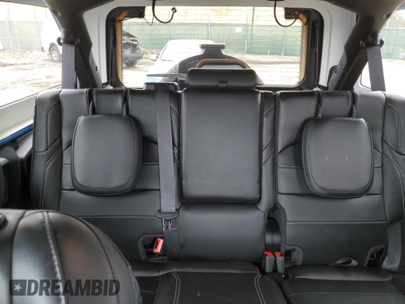 2022 Jeep Wrangler Unlimited Sahara with VIN 1C4JJXP64NW218810, listed as a Copart auction lot 49864565 with 19,462 mi miles and Non repairable. Bid and sale history available at DreamBid. Image 10.