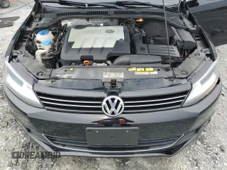 2014 Volkswagen Jetta Comfortline с VIN 3VWDL7AJ2EM366052, выставлен на аукционе Copart как лот 69010344 с пробегом 210 092 миль миль и Списание • Salvage title. История ставок и продаж доступна на DreamBid. Изображение 11.