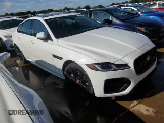 2022 Jaguar XF R-Dynamic SE with VIN SAJBL4GXXNCY91125, listed as a Copart auction lot 73823294 with 0 mi miles and Salvage Title. Bid and sale history available at carsss.com. Image 4.