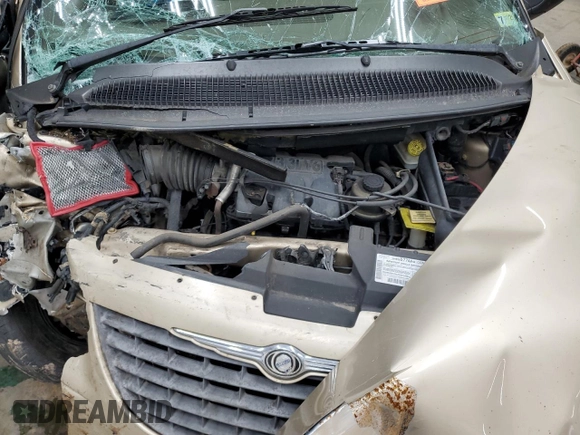 2001 Chrysler Voyager LX z VIN 1C4GJ453X1B168773, wystawiony jako Copart lot #71827554 z przebiegiem Nie podano mil oraz Szkoda całkowita • Salvage title. Historia ofert i sprzedaży dostępna na DreamBid. Obrazek 13.