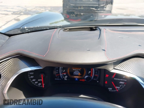 2017 Chevrolet Corvette Grand Sport 3LT z VIN 1G1YZ2D71H5110106, wystawiony jako IAAI lot #42064252 z przebiegiem 49 406 mil mil oraz . Historia ofert i sprzedaży dostępna na DreamBid. Obrazek 21.
