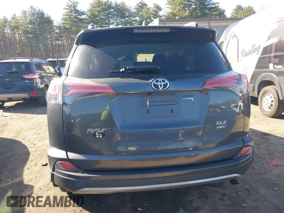 2018 Toyota RAV4 XLE with VIN 2T3RFREV5JW722012, listed as a IAAI auction lot 41830170 with 68,917 mi miles. Bid and sale history available at carsss.com. Image 16.