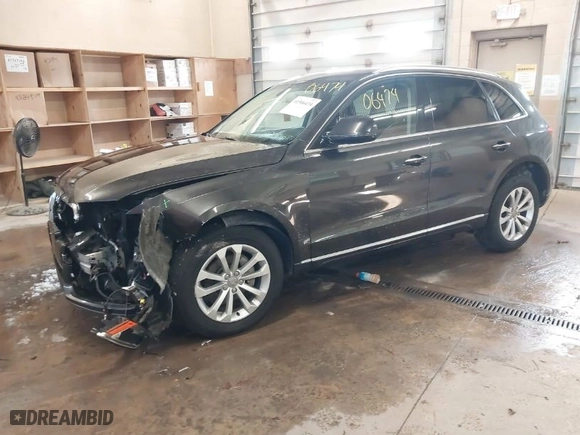 2016 Audi Q5 Premium with VIN WA1C2AFP4GA120481, listed as a IAAI auction lot 41506474 with 130,424 mi miles. Bid and sale history available at carsss.com. Image 2.