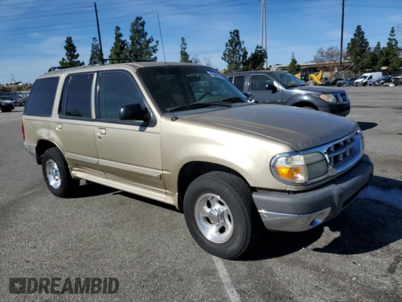 2001 Ford Explorer XLT with VIN 1FMZU63E01ZA13443, listed as a Copart auction lot 42386555 with 226,584 mi miles and Salvage title. Bid and sale history available at DreamBid. Image 4.