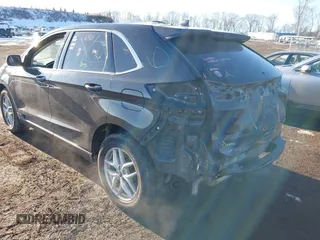 2021 Ford Edge SEL with VIN 2FMPK4J98MBA02415, listed as a IAAI auction lot 41178271 with 75,857 mi miles. Bid and sale history available at carsss.com. Image 3.
