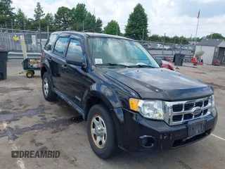 2008 Ford Escape XLS with VIN 1FMCU02Z78KC69282, listed as a IAAI auction lot 42647887 with 130,937 mi miles and . Bid and sale history available at DreamBid. Image 1.