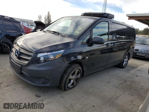 2018 Mercedes-Benz Metris Cargo with VIN WD3PG2EA3J3443129, listed as a Copart auction lot 40329324 with 53,999 mi miles and Salvage Title. Bid and sale history available at carsss.com. Image 1.