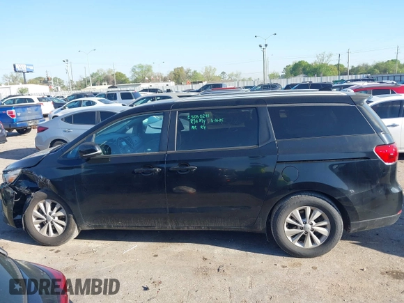 2017 Kia Sedona LX with VIN KNDMB5C19H6242467, listed as a IAAI auction lot 41836591 with 95,403 mi miles. Bid and sale history available at carsss.com. Image 14.
