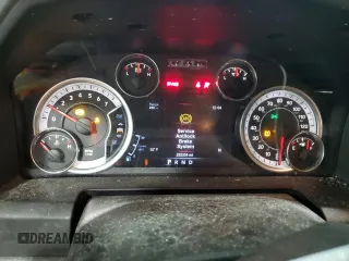 2015 Ram 1500 Big Horn z VIN 1C6RR7GT2FS643315, wystawiony jako Copart lot #49595465 z przebiegiem 252 334 mil mil oraz Nie do naprawy • Non repairable. Historia ofert i sprzedaży dostępna na DreamBid. Obrazek 9.