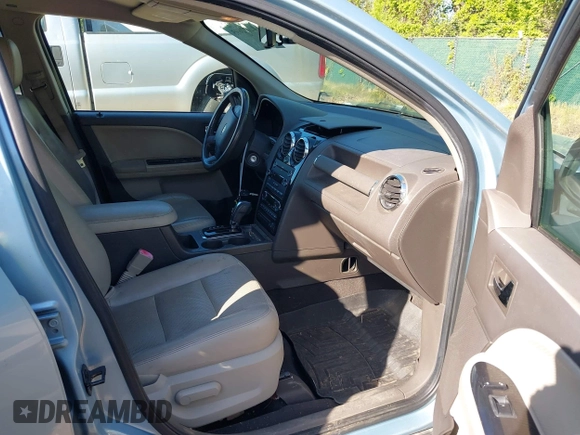 2008 Ford Taurus X SEL with VIN 1FMDK05W08GA43003, listed as a IAAI auction lot 42122695 with 105,484 mi miles and . Bid and sale history available at DreamBid. Image 5.