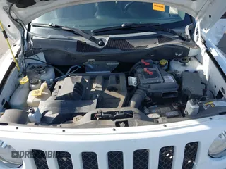 2016 Jeep Patriot High Altitude with VIN 1C4NJRFB3GD580427, listed as a IAAI auction lot 41937281 with 92,441 mi miles and . Bid and sale history available at DreamBid. Image 10.