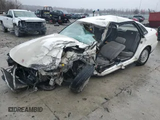 2001 Saturn LS z VIN 1G8JU52F11Y575177, wystawiony jako Copart lot #47739995 z przebiegiem Nie podano mil oraz Szkody całkowita. Historia ofert i sprzedaży dostępna na DreamBid. Obrazek 1.
