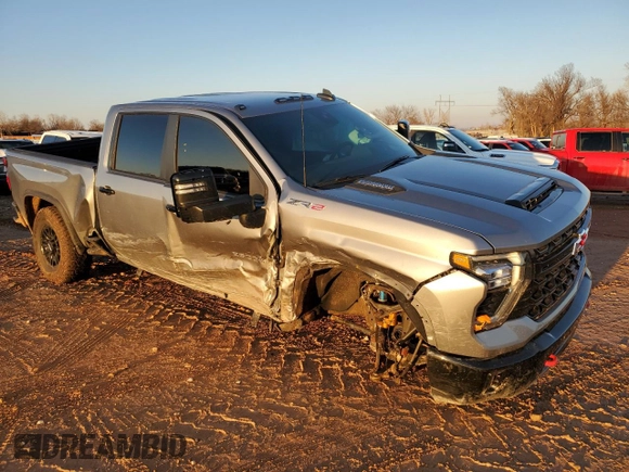 2025 Chevrolet Silverado 3500HD High Country with VIN 1GC4KYEY9SF156529, listed as a Copart auction lot 88748305 with 0 mi miles and Salvage Title. Bid and sale history available at carsss.com. Image 4.