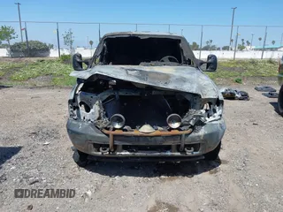 2002 Ford F-350 XL with VIN 1FTSW31S22EC38429, listed as a IAAI auction lot 42268182 with Not provided miles and . Bid and sale history available at DreamBid. Image 12.