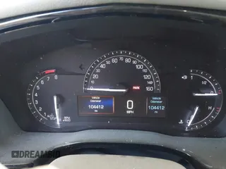2017 Cadillac XT5 Luxury FWD с VIN 1GYKNBRS1HZ239049, выставлен на аукционе IAAI как лот 42048882 с пробегом 104 412 миль миль и . История ставок и продаж доступна на DreamBid. Изображение 7.