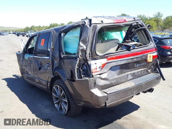 2016 Lincoln Navigator Reserve with VIN 5LMJJ2LT2GEL04567, listed as a Copart auction lot 37650040 with Not provided miles and Salvage title. Bid and sale history available at DreamBid. Image 3.