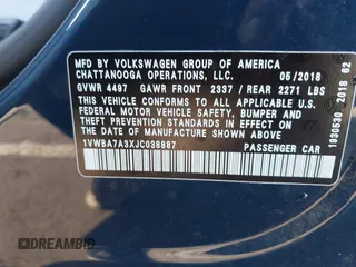 2018 Volkswagen Passat SE z VIN 1VWBA7A3XJC038887, wystawiony jako IAAI lot #42084936 z przebiegiem 62 857 mil mil oraz . Historia ofert i sprzedaży dostępna na DreamBid. Obrazek 9.