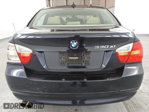 2006 BMW 3 Series 330xi with VIN WBAVD33546KV68572, listed as a Copart auction lot 88468665 with 117,827 mi miles and Clean Title. Bid and sale history available at carsss.com. Image 6.