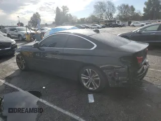 2019 BMW 4 Series 430i with VIN WBA4W3C56KAF92610, listed as a Copart auction lot 42234315 with 31,780 mi miles and Salvage Title. Bid and sale history available at carsss.com. Image 2.