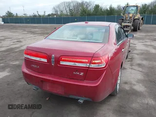 2012 Lincoln MKZ with VIN 3LNHL2GC2CR820151, listed as a IAAI auction lot 41178486 with 142,755 mi miles. Bid and sale history available at carsss.com. Image 4.