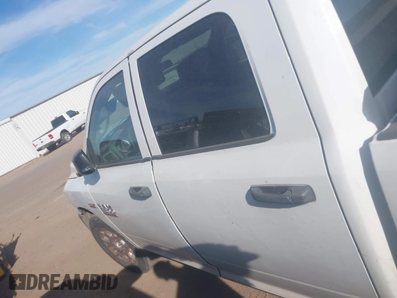 2013 Ram 2500 Tradesman with VIN 3C6TR4HT1DG573992, listed as a IAAI auction lot 41483039 with 160,637 mi miles and . Bid and sale history available at DreamBid. Image 14.