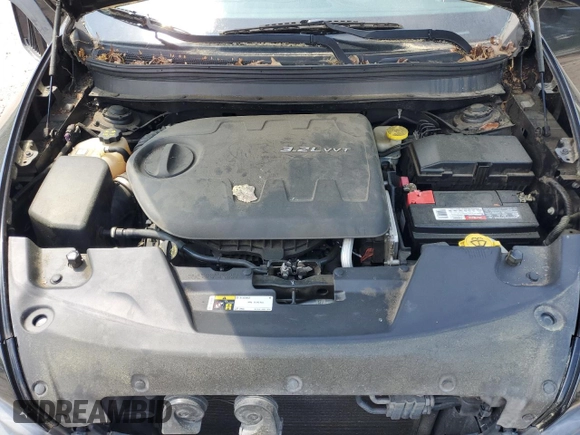 2014 Jeep Cherokee Trailhawk with VIN 1C4PJMBS1EW242527, listed as a Copart auction lot 53160485 with 104,074 mi miles and Salvage Title. Bid and sale history available at carsss.com. Image 12.