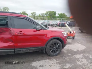 2019 Ford Explorer XLT z VIN 1FM5K8D80KGA41393, wystawiony jako IAAI lot #42287545 z przebiegiem 72 162 mil mil oraz . Historia ofert i sprzedaży dostępna na DreamBid. Obrazek 18.