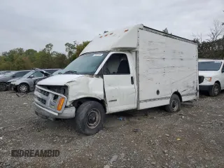 2002 Chevrolet Express Commercial E23 with VIN 1GBHG31R021196049, listed as a Copart auction lot 71881934 with Not Provided miles and Salvage Title. Bid and sale history available at carsss.com. Image 1.